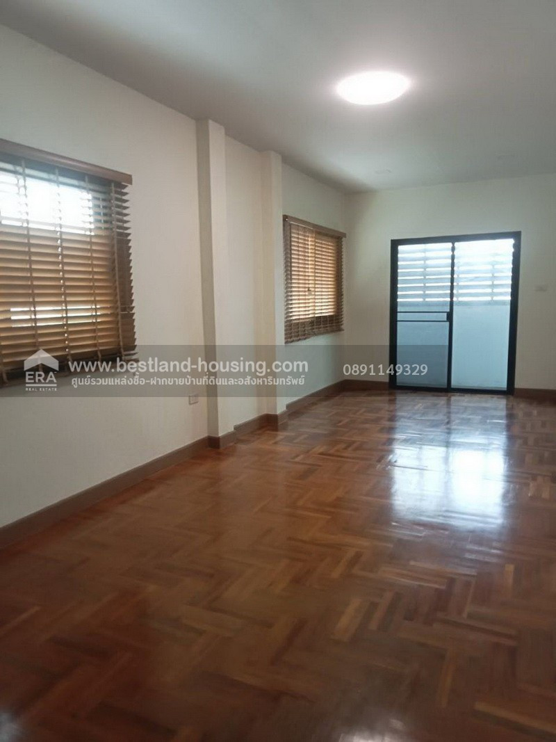 บ้านเดี่ยว 2 ชั้น รีโนเวทใหม่ พร้อมอยู่ ทำเลรามคำแหง 124 หมู่บ้านเกศรี 2 ซอย 5ก เนื้อที่ 54 ตารางวา บ้านสวยสไตล์โมเดิร์น รีโนเวทใหม่ พร้อมเข้าอยู่ – รูปที่ 2