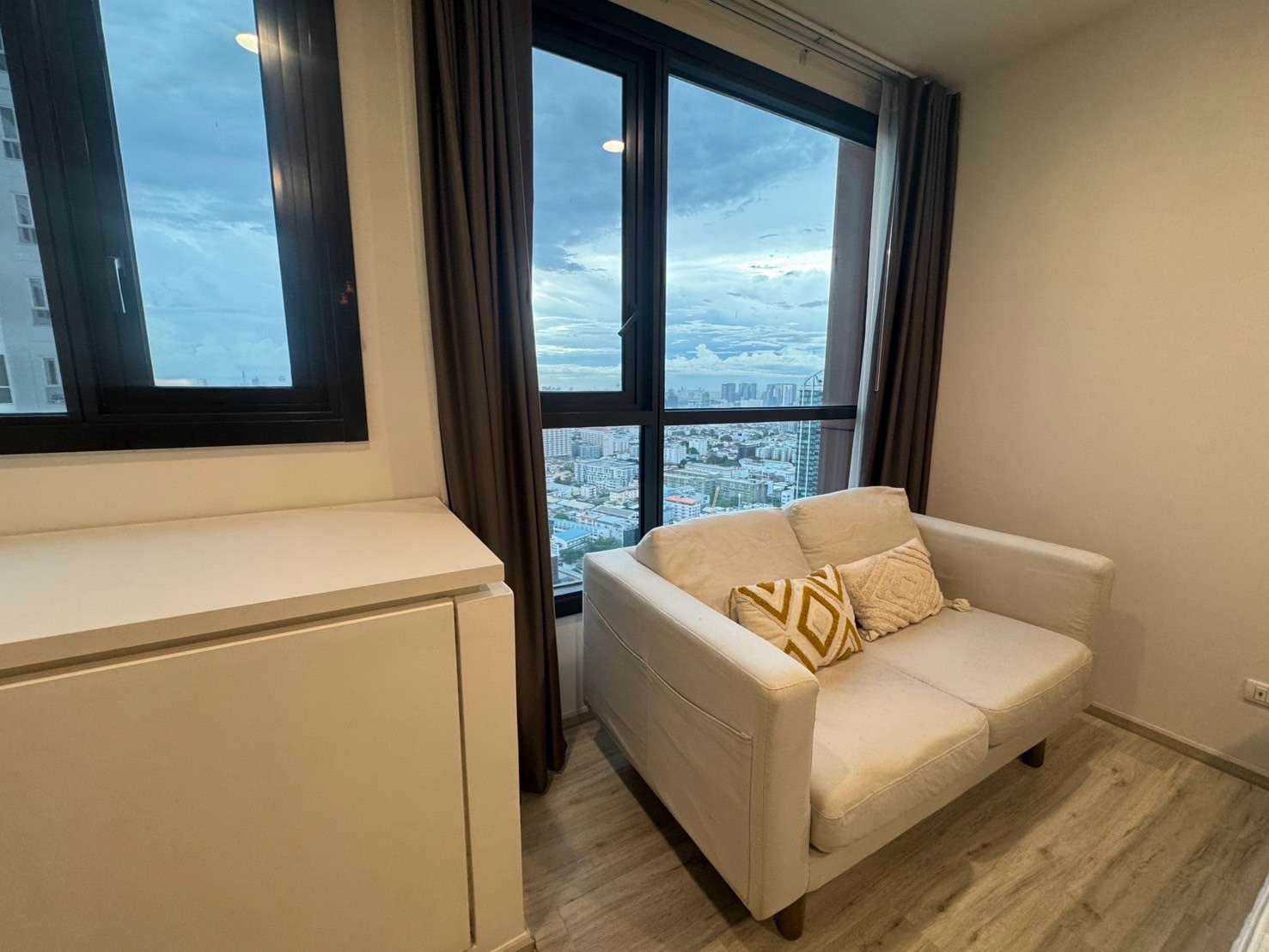🏙️ ให้เช่า XT ห้วยขวาง ชั้นสูง วิวสวย ห้องสวย พร้อมเข้าอยู่✨ – รูปที่ 3