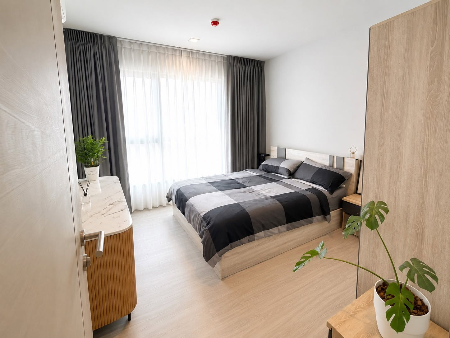 Life Asoke for rent 54.5 sqm 2 beds 2 baths 35,000 per month  – รูปที่ 4