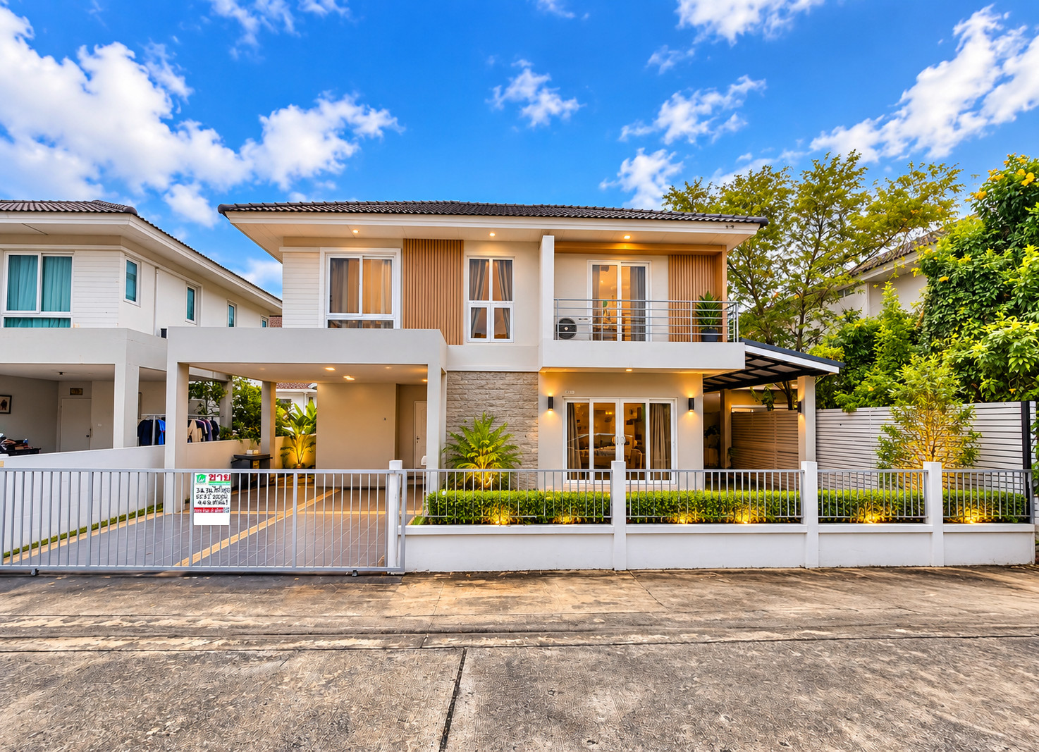 ขายบ้าน โครงการบ้านประภาทรัพย์ รามอินทรา-หทัยราษฎร์ 39 แบบใหญ่สุด หายาก ขนาด 3 ห้องนอน 3 ห้องน้ำ 2 ที่จอดรถ 200 ตรม. บนที่ดิน 55.3 ตรว.