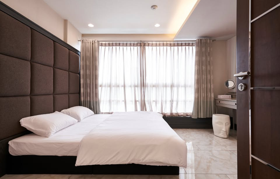 🔥ขาย คอนโด  Pathumwan Resort (ปทุมวัน รีสอร์ท) คอนโดทำเลทอง✨ เดินแค่ 100 เมตรถึง BTS พญาไท และ Airport Rail Link พญาไท