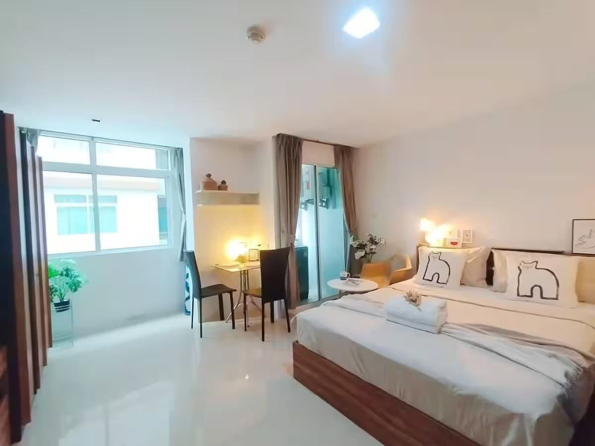 ขายคอนโด เจ ดับบลิว บูเลอวาร์ด ศรีวราตกแต่งครบพร้อมอยู่ เพียง 1.55 ล้านบาท – รูปที่ 4
