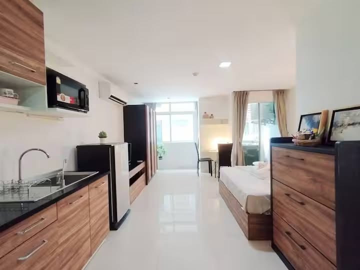 Condo for sale, JW Boulevard Sriwara, fully furnished, ready to move in, only 1.55 million baht. Condo for sale, JW Boulevard Sriwara, fully furnished, ready to move in, only 1.55 million baht.
