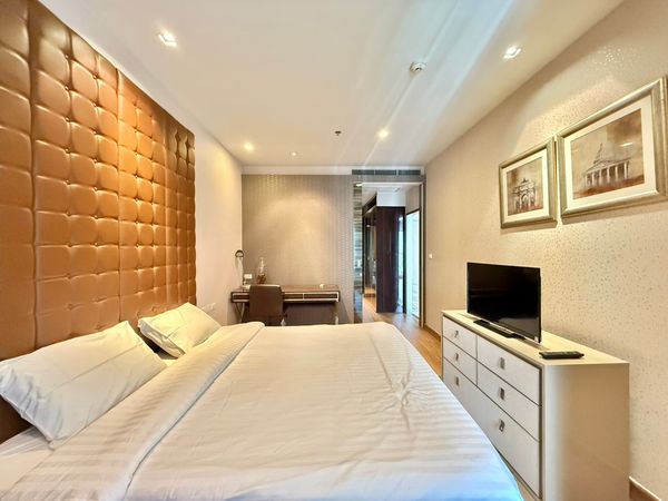 🔥 HOT UNIT ! For rent Noble Refine Sukhumvit 26 🔥