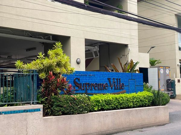 ให้เช่า Supreme Ville Condominium เย็นอากาศ–สาทร 2 ห้องนอน 118.25 ตร.ม. พร้อมเฟอร์ฯ เพียง 56,000 บาท/เดือน