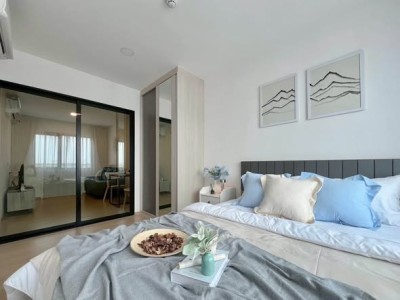 🏡 Chewathai Hallmark Ladprao–Chokchai 4 Phase 2, 32 sq.m. room on the 4th floor, ready to move in, near MRT Chokchai 4.