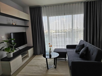 🌿 Life Ratchadapisek, 2-bedroom unit, 65 sq.m., newly renovated, garden floor, quiet, near MRT Huai Khwang.