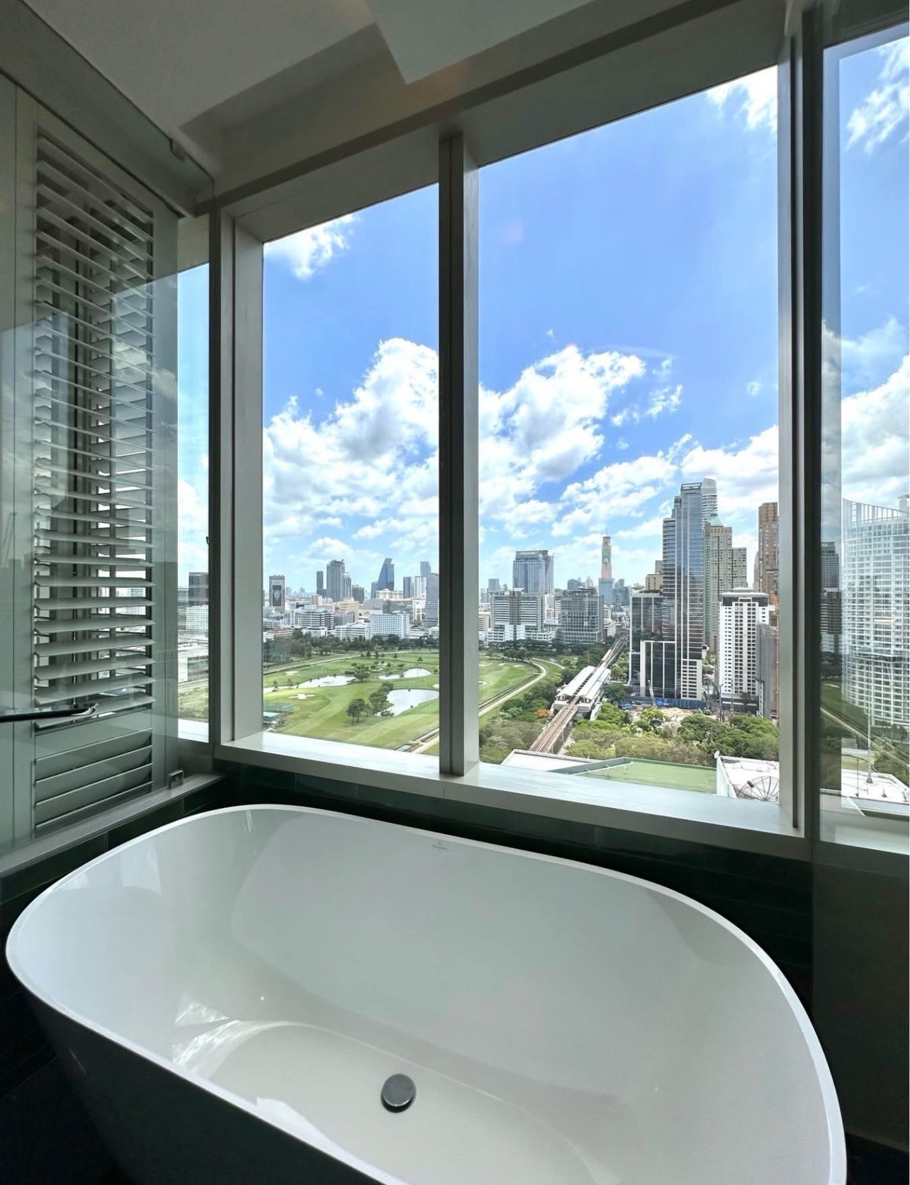 ✨ 185 Rajadamri | Last Freehold of Rajadamri ✨ 4bed5bath 386.56sqm 185 MB ✨ 185 Rajadamri | Last Freehold of Rajadamri ✨ 4bed5bath 386.56sqm 185 MB