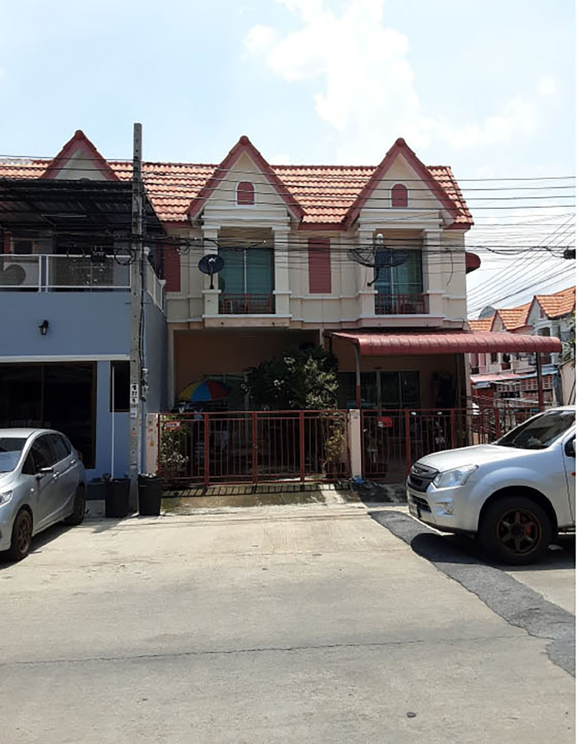 🔥 2-Storey Townhome for Sale at Siam Niwet 2 Pornphatthana, Phra Samut Chedi – Convenient Location Near Suksawat Road 🔥 2-Storey Townhome for Sale at Siam Niwet 2 Pornphatthana, Phra Samut Chedi – Convenient Location Near Suksawat Road