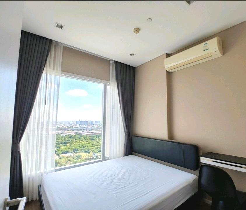 Thep View Room, Chatuchak interchange BTS/MRT