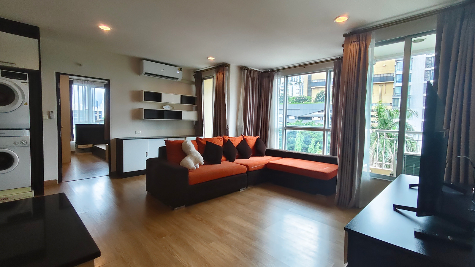 ห้องกว้าง เหมาะสำหรับครอบครัว ใกล้ BTS เอกมัย The Address Sukhumvit 42 💰 ค่าเช่า 40,000 บาท/เดือน คอนโด 2 ห้องนอน ขนาดใหญ่ 80 ตร.ม. ห้องกว้าง เหมาะสำหรับครอบครัว ใกล้ BTS เอกมัย The Address Sukhumvit 42 💰 ค่าเช่า 40,000 บาท/เดือน คอนโด 2 ห้องนอน ขนาดใหญ่ 80 ตร.ม.