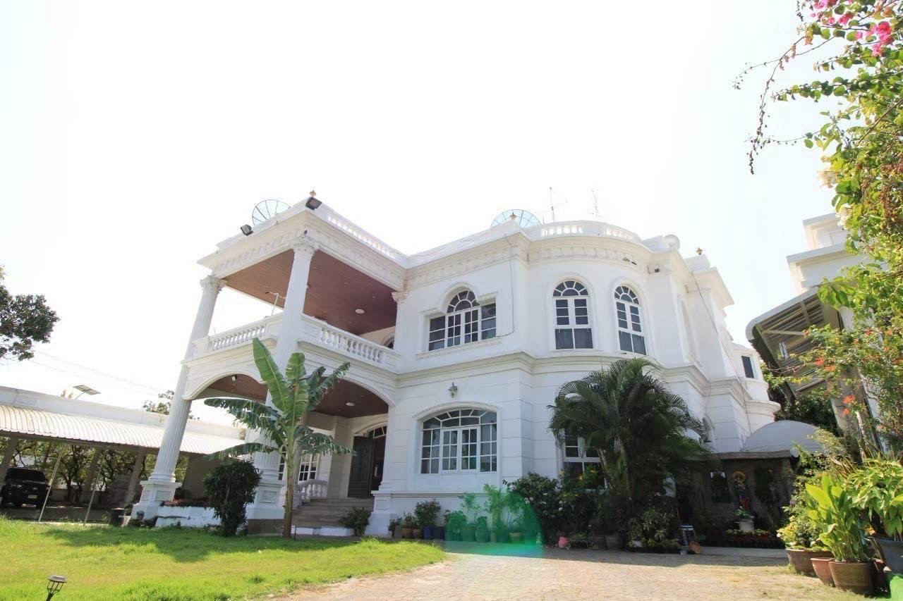 ขายคฤหาสน์โครงการกรีนเลค ใกล้สนามบินสุวรรณภูมิ เนื้อที่ 465 ตารางวา – รูปที่ 2