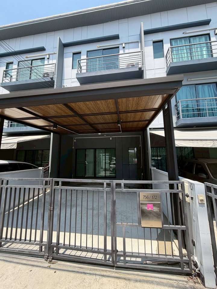 🔥ขาย ทาวน์โฮม Baan Klang Muang Rama 9-Onnut บ้านกลางเมือง พระราม 9-อ่อนนุช ราคาพิเศษขายขาดทุน ทำเลถนนเมน✅ ต่อเติมระบบครบพร้อมอยู่ 🔥ขาย ทาวน์โฮม Baan Klang Muang Rama 9-Onnut บ้านกลางเมือง พระราม 9-อ่อนนุช ราคาพิเศษขายขาดทุน ทำเลถนนเมน✅ ต่อเติมระบบครบพร้อมอยู่