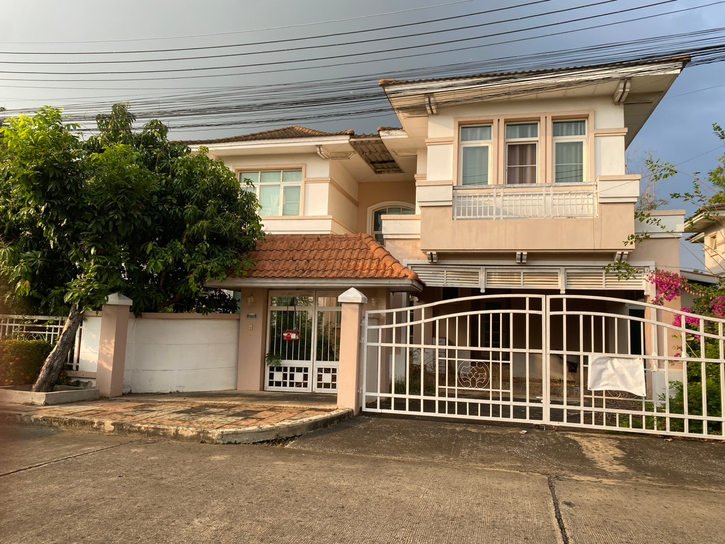 ขาย! บ้านเดี่ยวหลังใหญ่ 156 ตร.ว. โฮม ออน กรีน ธัญธานี (Home on Green) พื้นที่กว้าง บรรยากาศสนามกอล์ฟ ด้านหลังไม่ติดใคร ราคาคุ้มค่าที่สุดในย่าน! – รูปที่ 2