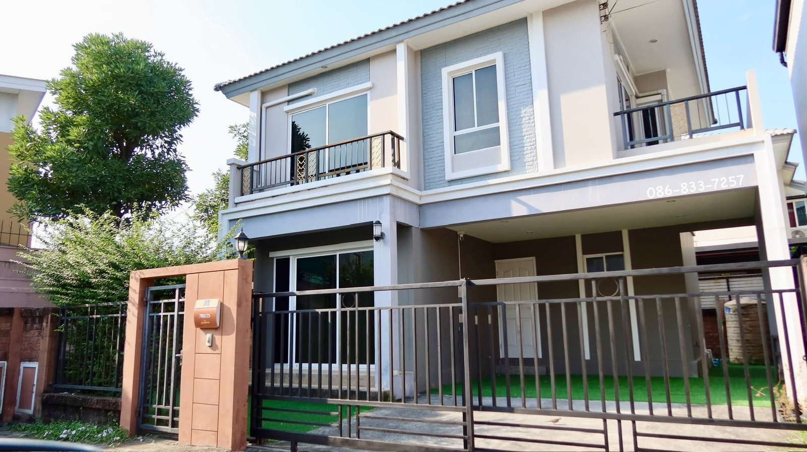 Corner house for sale Passorn Prestige Village, Phatthanakan 38