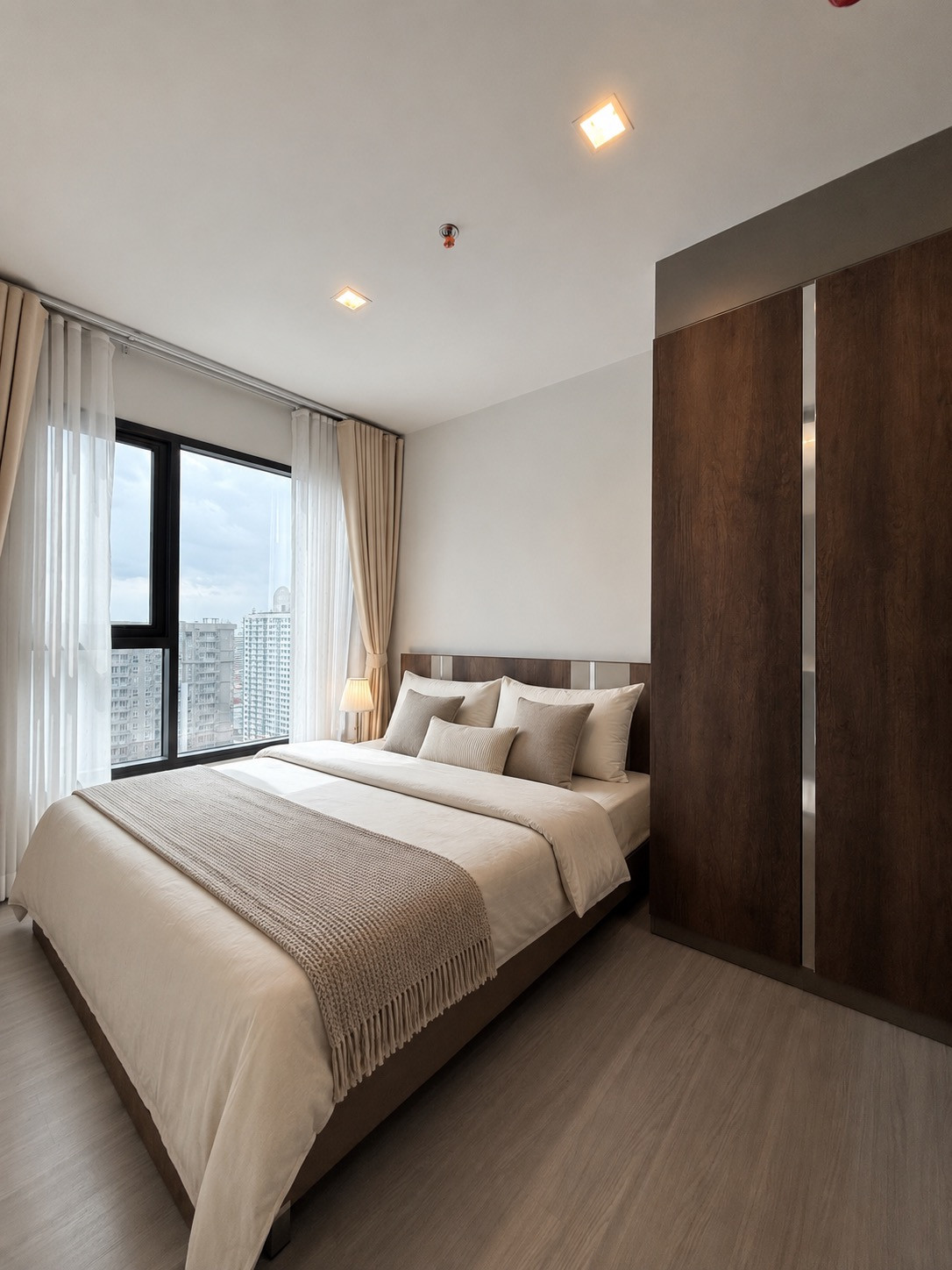 🏢 Life Asoke Hype 👫✨ บิลท์อินครบ ดีไซน์เรียบหรู พร้อมเข้าอยู่ | 🛏️ เตียงขนาด 6 ฟุต พักผ่อนได้เต็มที่ | 🌆 ใช้ชีวิตใจกลางพระราม 9 ใกล้ MRT และ Sky Facilities ระดับพรีเมียม 🏢 Life Asoke Hype 👫✨ บิลท์อินครบ ดีไซน์เรียบหรู พร้อมเข้าอยู่ | 🛏️ เตียงขนาด 6 ฟุต พักผ่อนได้เต็มที่ | 🌆 ใช้ชีวิตใจกลางพระราม 9 ใกล้ MRT และ Sky Facilities ระดับพรีเมียม
