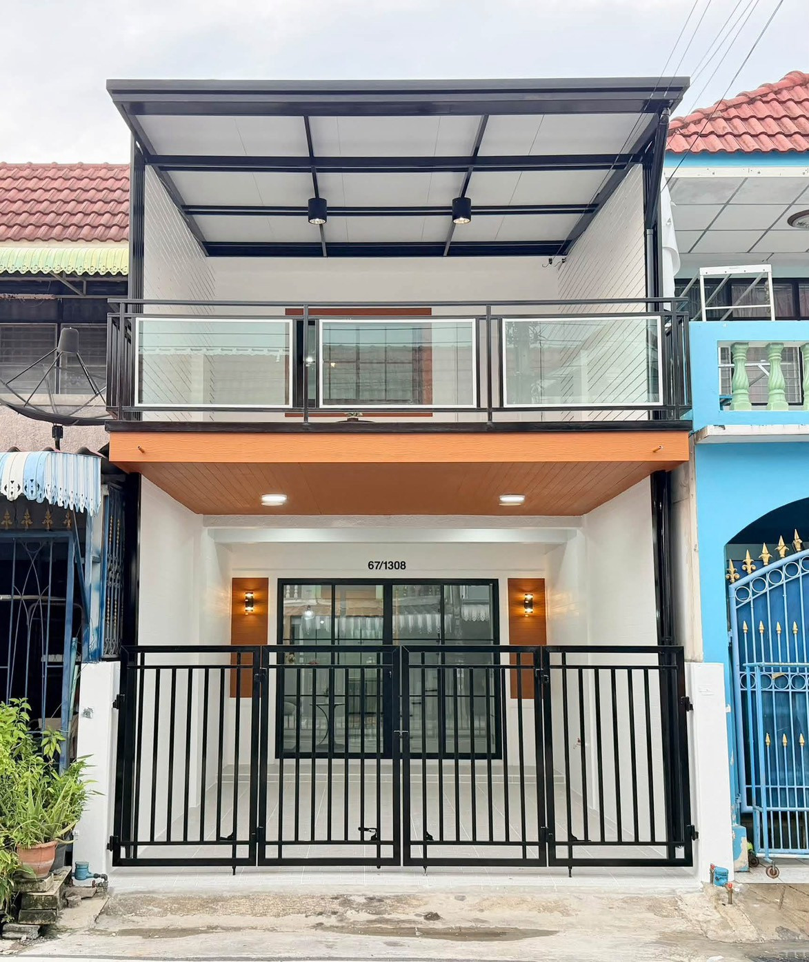 2-story townhouse for sale, Phra Pin Village 3, Soi 17 square wah, 3 bedrooms, Bang Mae Nang Subdistrict, Bang Yai District, Nonthaburi Province.