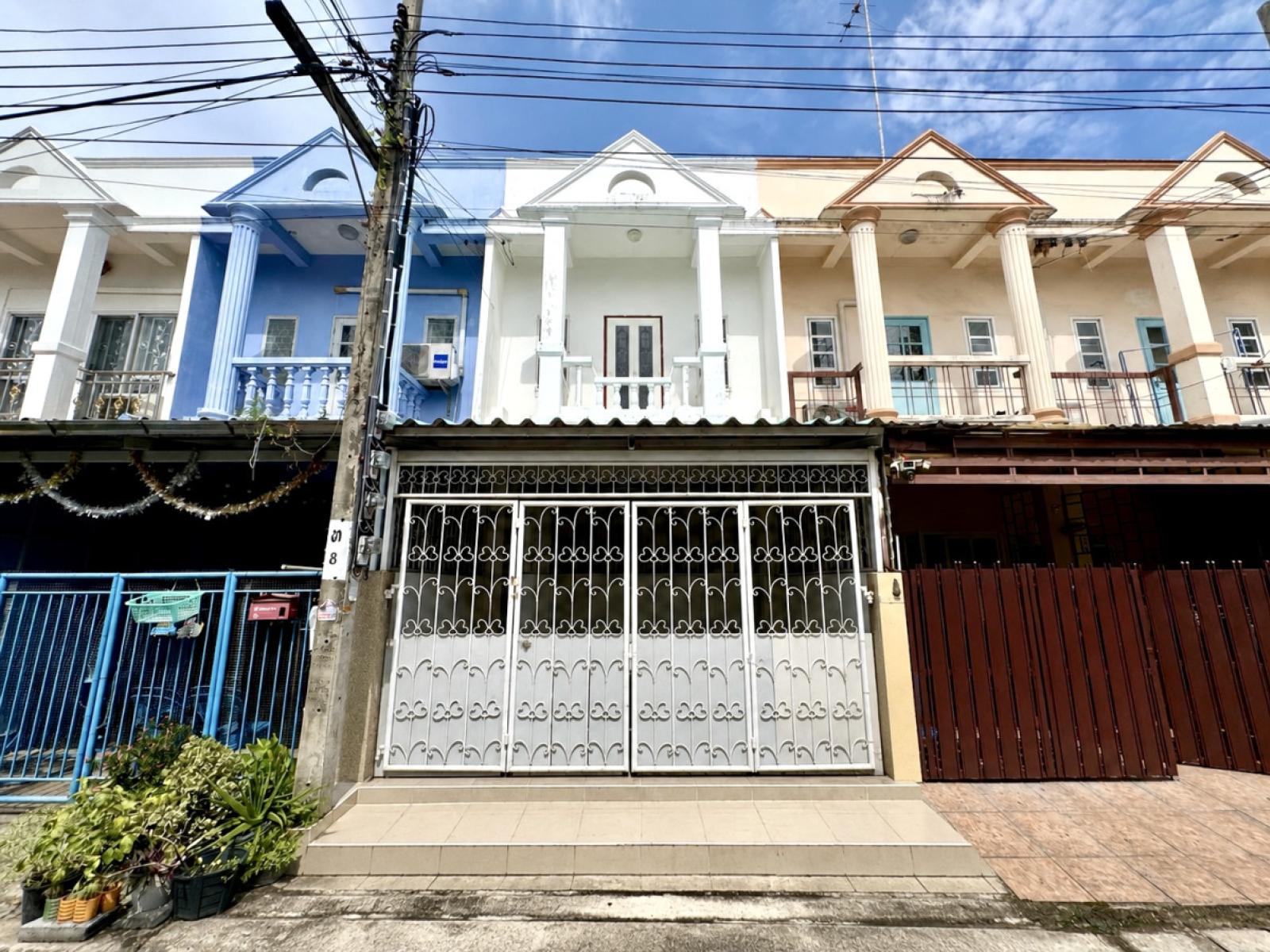 For Sale Townhouse/Townhome , Ban Wang Thong Phetkasem 77 , newly renovated , Nong Khaem , Nong Khaem , Bangkok , CX-166299 For Sale Townhouse/Townhome , Ban Wang Thong Phetkasem 77 , newly renovated , Nong Khaem , Nong Khaem , Bangkok , CX-166299