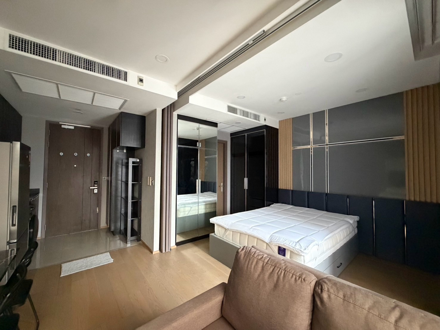🏙️ Ashton Chula-Silom | 1 Bedroom | ห้องสวย พร้อมเข้าอยู่ Tel. 0636569606 🏙️ Ashton Chula-Silom | 1 Bedroom | ห้องสวย พร้อมเข้าอยู่ Tel. 0636569606