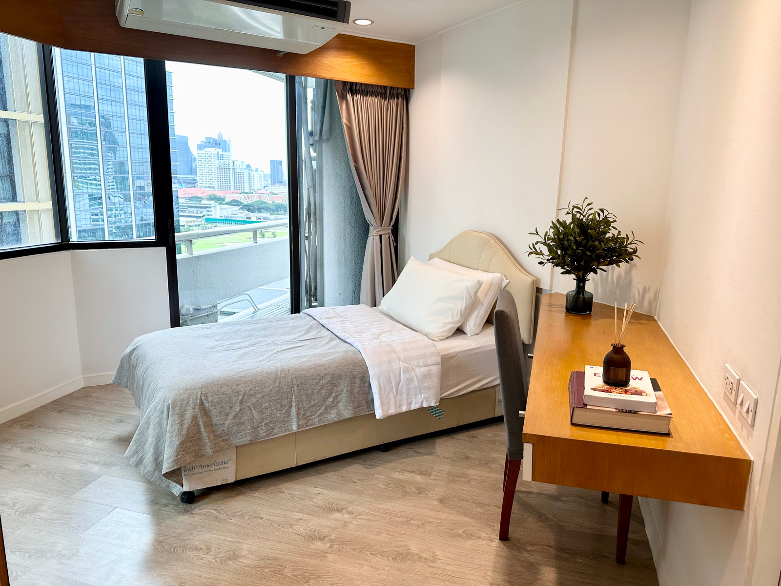 ให้เช่า Royal Place 1 ชั้น 17 – รูปที่ 4