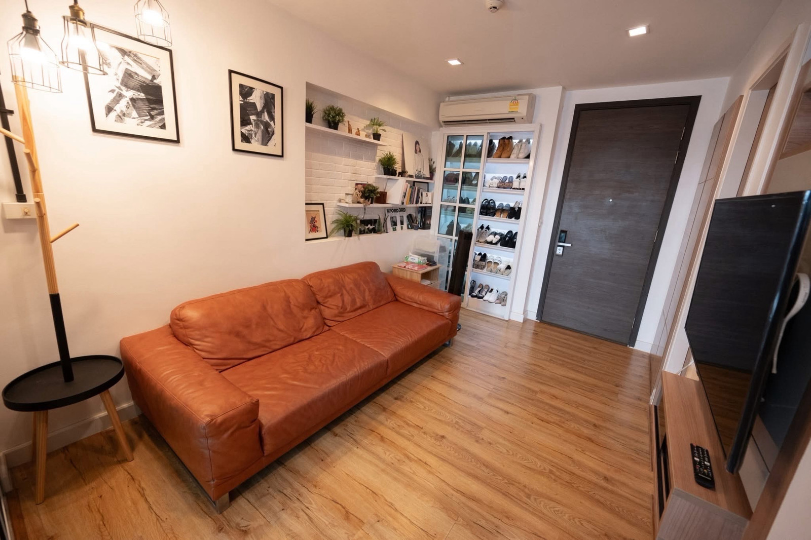 🔥 FOR SALE : Rhythm Phahol-Ari Condo 🔥