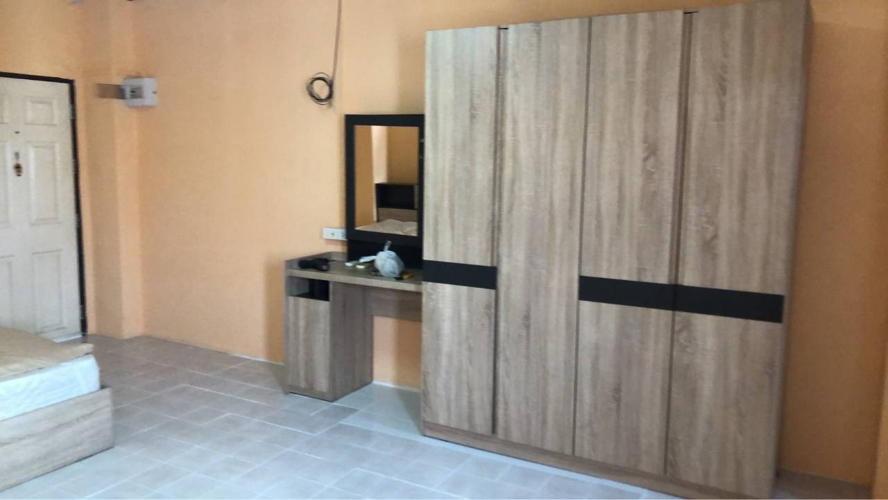 98175 - For sale: Thanommit Park condominium, close to all amenities, market, community. and convenient travel 98175 - For sale: Thanommit Park condominium, close to all amenities, market, community. and convenient travel