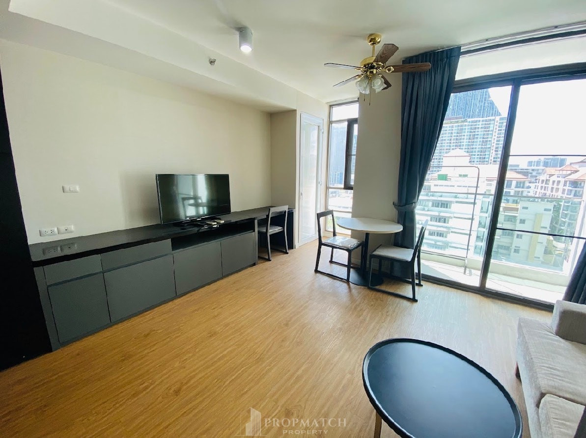 ✨Flash Deal ✨ Siamese Surawong ( 1Bed 1Bath 42SQM.) พร้อมอยู่ ! เพียง 4,890,000 บาท Tel.0981315848 @propmatch ✨Flash Deal ✨ Siamese Surawong ( 1Bed 1Bath 42SQM.) พร้อมอยู่ ! เพียง 4,890,000 บาท Tel.0981315848 @propmatch