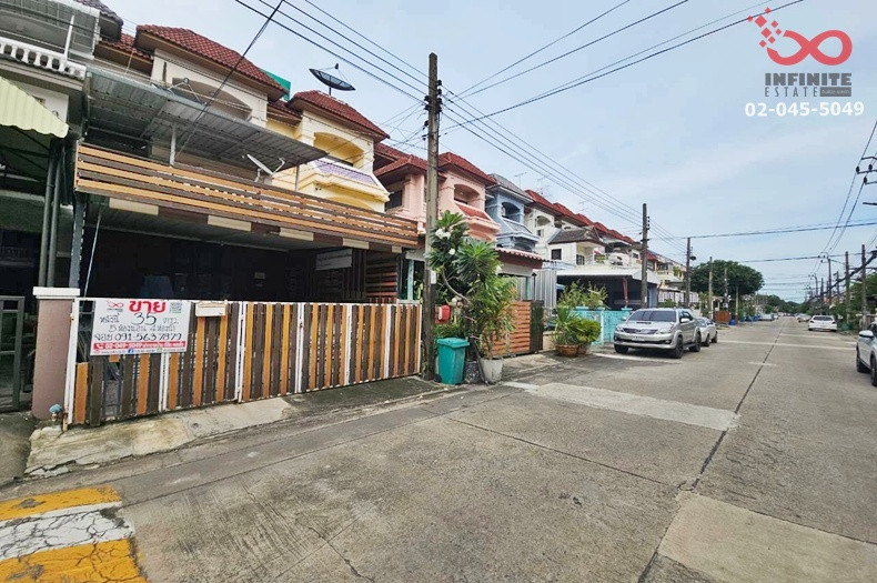 Home office for sale, 3.5 floors, 35 sq m, Seri Thai Road. Phanason Village, Grand Ville, Serithai 68