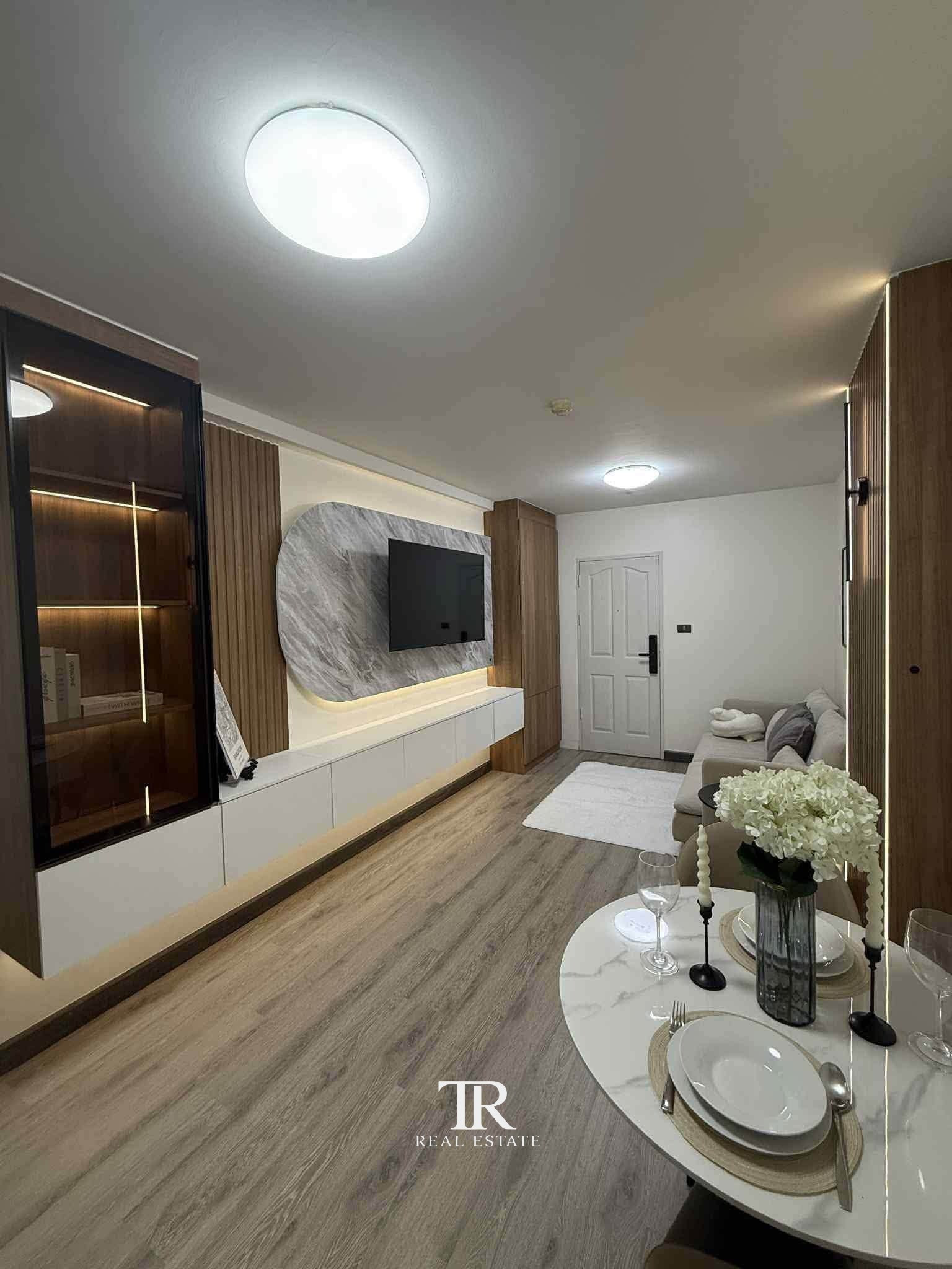 For rent Supalai City Resort Ratchada-Huai Khwang, newly renovated, beautiful. Ready to move in