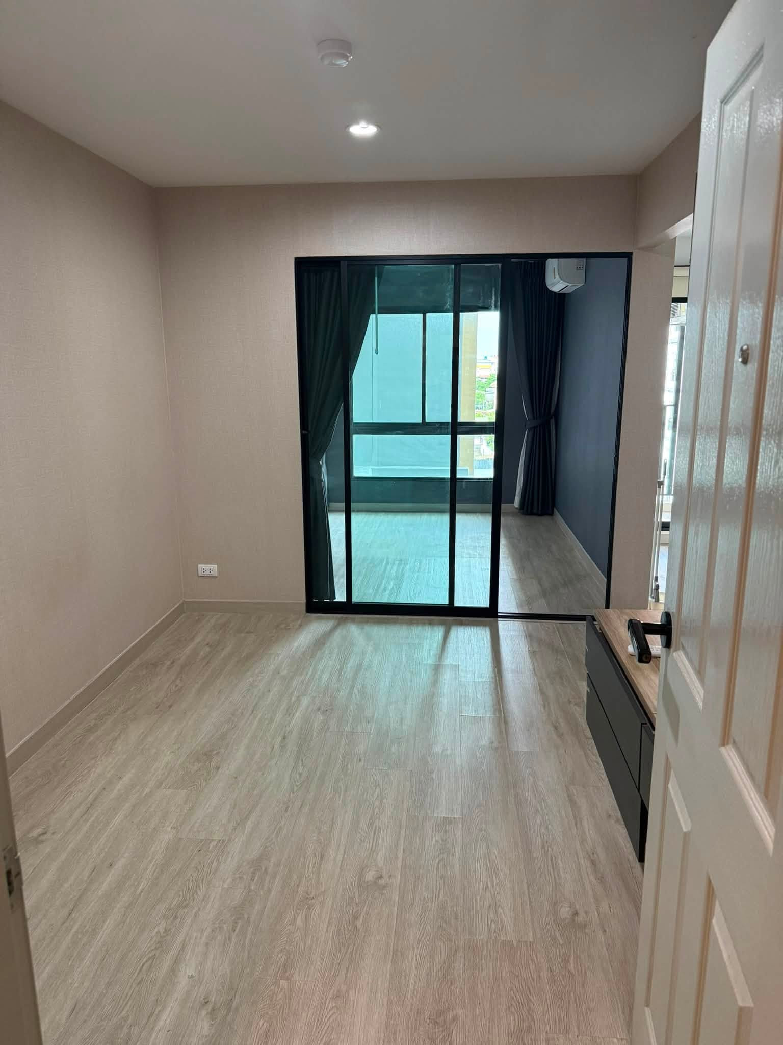 🔥Condo for sale HI Ladprao 130 Hi Ladprao 130, good location, convenient travel.  (connected to Ramkhamhaeng 81) near 2 BTS lines ✅ and Wat Klang Pier.