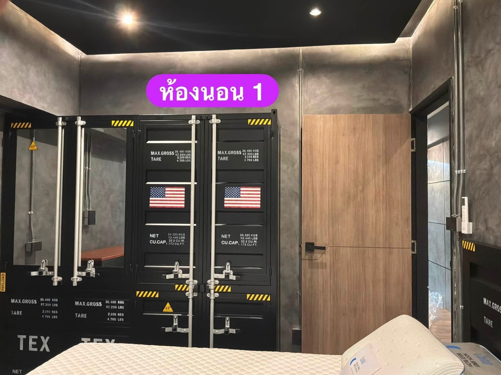 For Rent🔥🔥 400 meters from the Yellow Line BTS. Loft style interior. Fully furnished with appliances, including a 4-door refrigerator. For Rent🔥🔥 400 meters from the Yellow Line BTS. Loft style interior. Fully furnished with appliances, including a 4-door refrigerator.