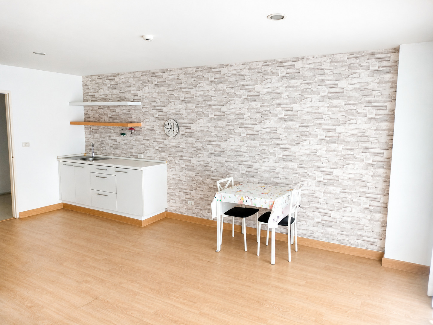 🔥 คอนโดห้องใหญ่ ทำเลคลองกุ่ม เพียง 1.8 ล้านบาท! 🏡 D5 คอนโดมิเนียม – รูปที่ 3