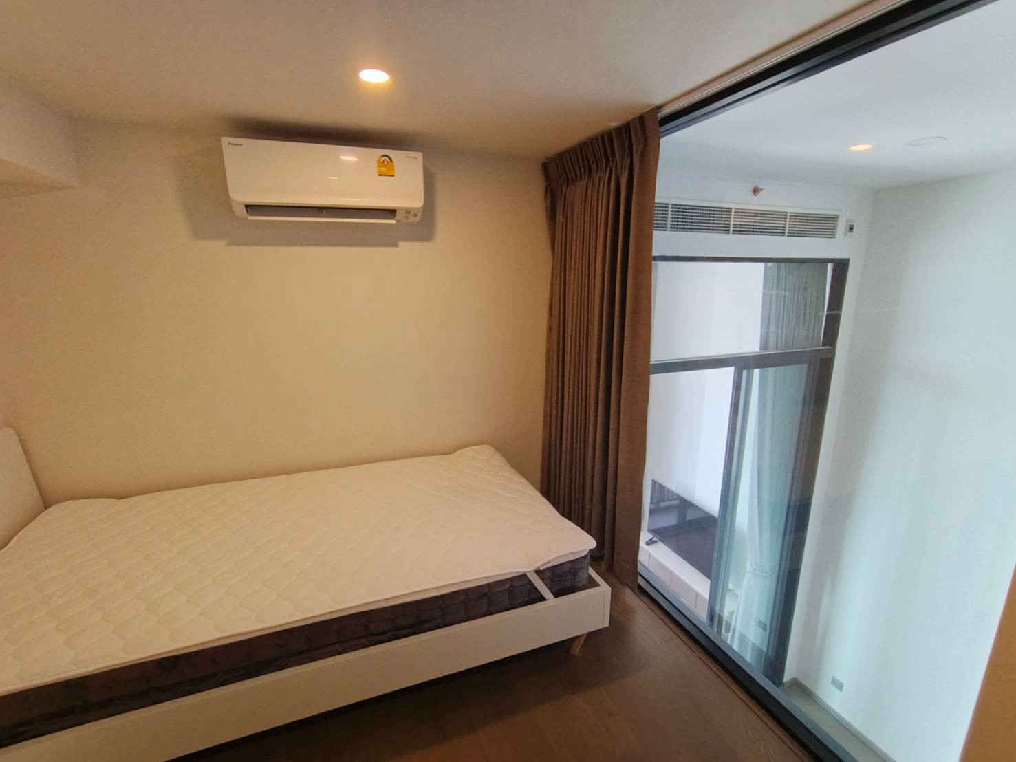 ให้เช่า Park Origin Ratchathewi  Duplex High Ceiling 4.25 ม. | 58 ตร.ม. ชั้น 35  – รูปที่ 2