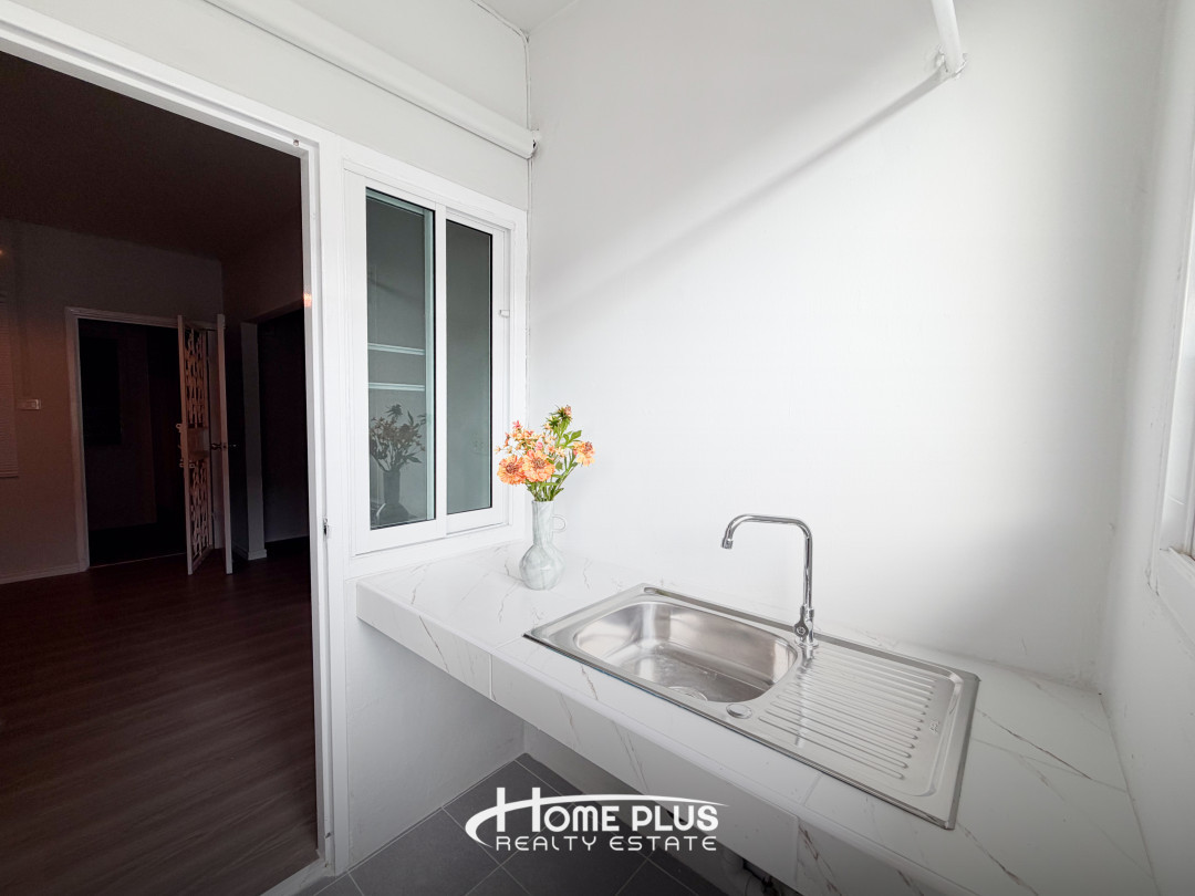 รีโนเวทใหม่ พร้อมอยู่! ขายคอนโด บ้านเอื้ออาทรร่มเกล้า 2  – รูปที่ 4
