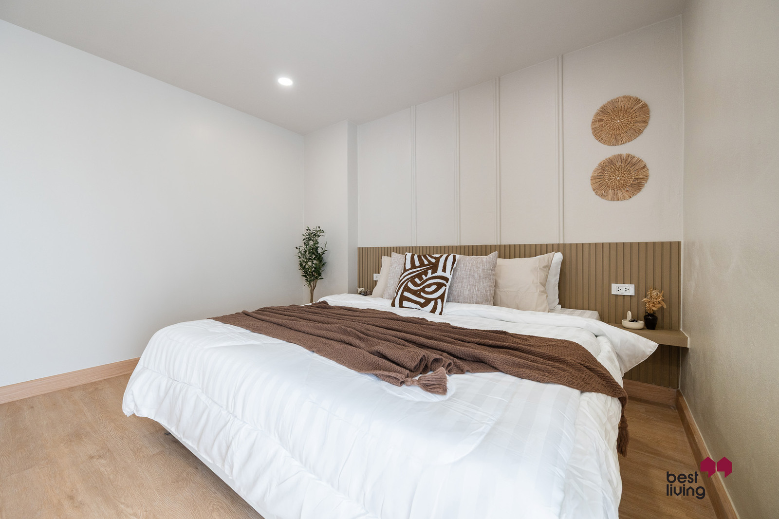 Supattra Condotel ห้องใหญ่  วิวโล่ง จอดรถ 2 คัน