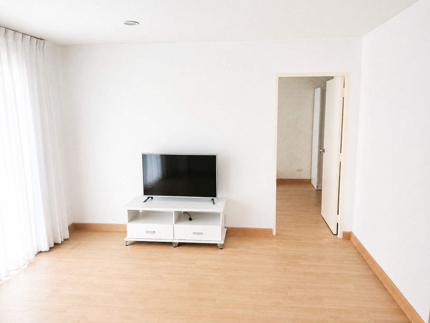 🔥 คอนโดห้องใหญ่ ทำเลคลองกุ่ม เพียง 1.8 ล้านบาท! 🏡 D5 คอนโดมิเนียม – รูปที่ 2