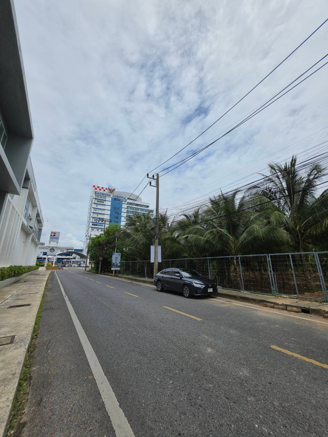 For Sale or Lease: Prime Commercial Land Opposite Bangkok Hospital Hat Yai (Approx. 2 Rai) – 