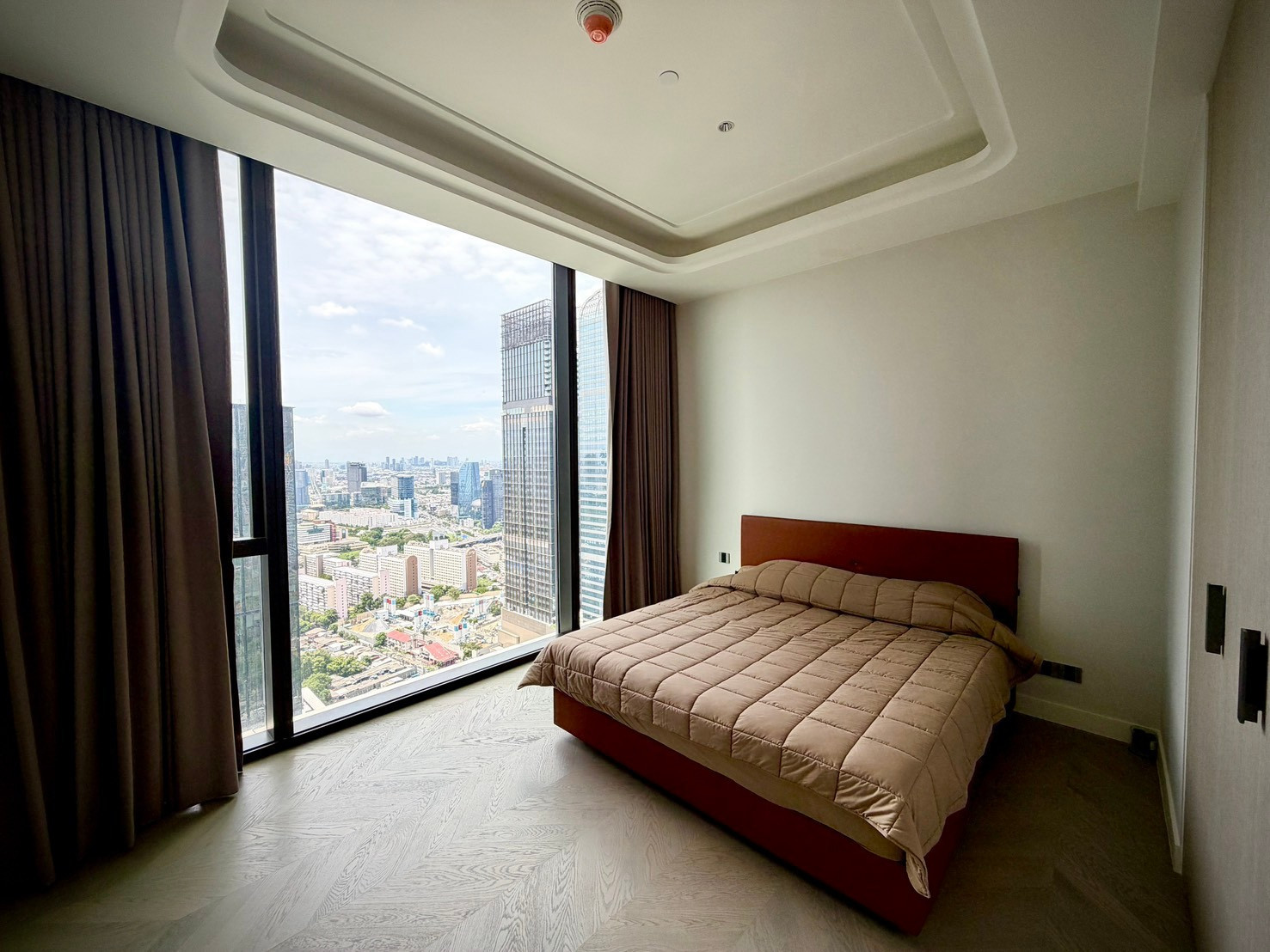 LTHC16009 / LTHC16010 - Luxury Condo for Rent & Sale Lumphini | ONE89 Wireless | Rent 400K / Sale 106 MB | คอนโดหรูเช่า-ขาย วัน89 ไวร์เลส