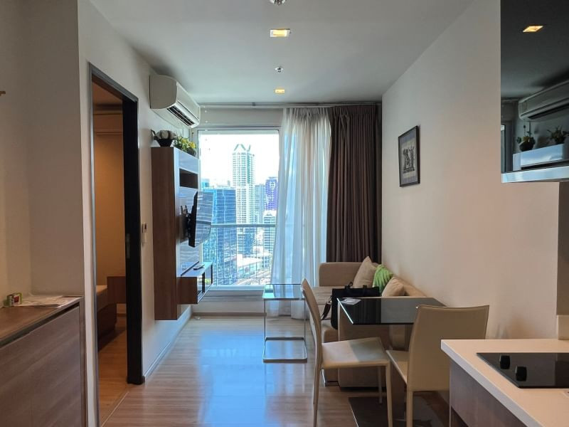 Rhythm Sathorn 1นอน 35ตรม. ชั้น26 วิวเมือง 19,000/เดือน พร้อมเข้าอยู่ Rhythm Sathorn 1นอน 35ตรม. ชั้น26 วิวเมือง 19,000/เดือน พร้อมเข้าอยู่