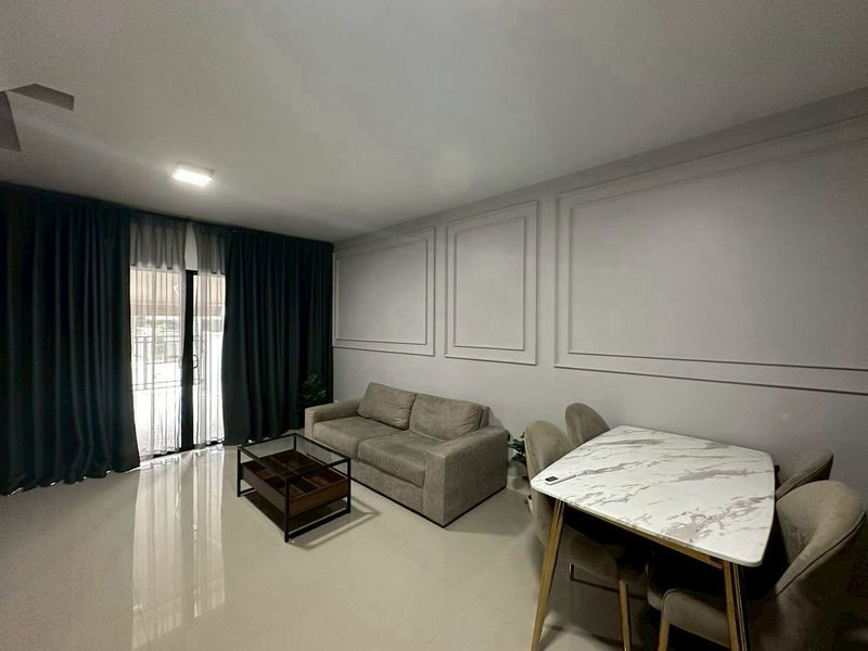 Townhome for rent Baan Klang Muang Srinakarin-Onnut 70/1 (Baan Klang Muang Srinakarin-Onnut) (ST-02) Townhome for rent Baan Klang Muang Srinakarin-Onnut 70/1 (Baan Klang Muang Srinakarin-Onnut) (ST-02)