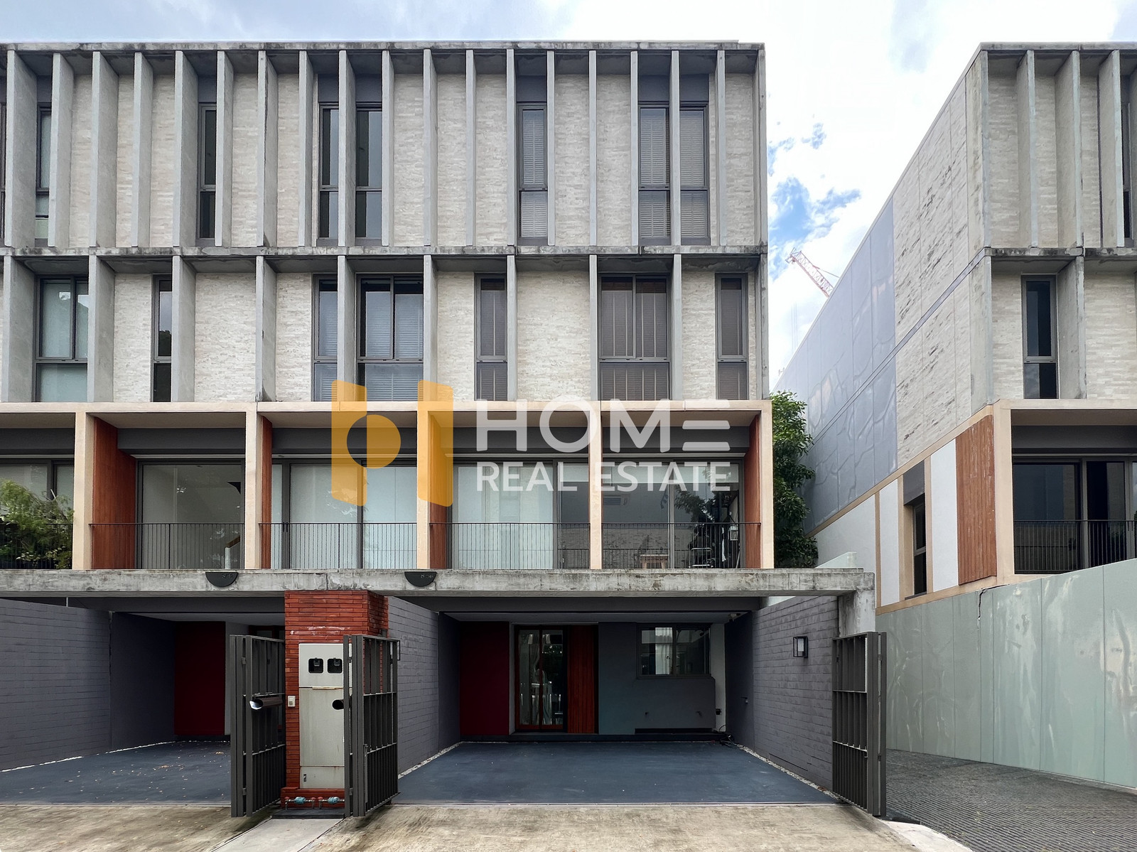 หลังมุม พร้อมเฟอร์ ใกล้ ASCOT 600 ม. 🏡 เทพา รามคำแหง 118 / 3 ห้องนอน (ขาย), Dhepa Ramkhamhaeng 118 / 3 Bedrooms (FOR SALE) BZD250 หลังมุม พร้อมเฟอร์ ใกล้ ASCOT 600 ม. 🏡 เทพา รามคำแหง 118 / 3 ห้องนอน (ขาย), Dhepa Ramkhamhaeng 118 / 3 Bedrooms (FOR SALE) BZD250