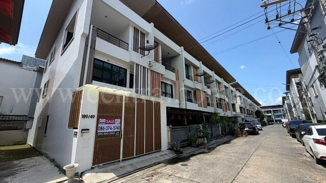 ทาวน์โฮม 3 ชั้น เดอะ ซิมโฟนี่ นวมินทร์ 163 บ้านตัวอย่าง – รูปที่ 2