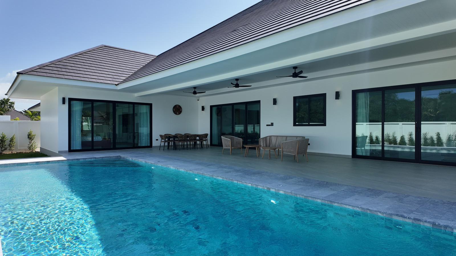 THE CLOUD III Luxury Modern Pool Villa for Rent in Hua Hin (BS69070038) THE CLOUD III Luxury Modern Pool Villa for Rent in Hua Hin (BS69070038)
