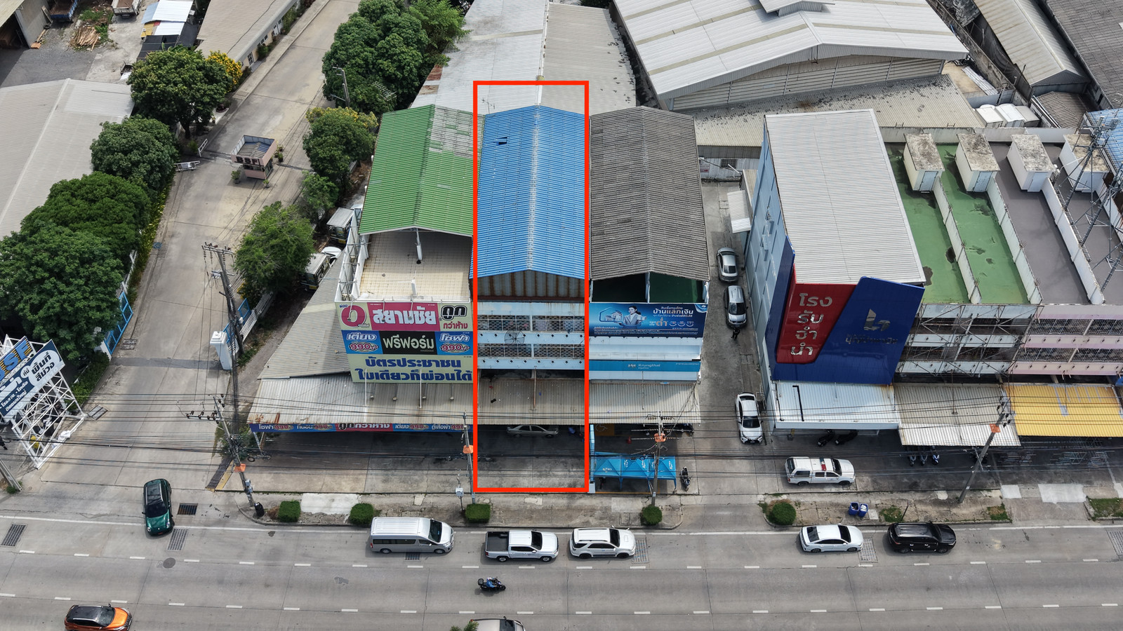 Commercial building for sale, 2 units, next to the main road, Phraeksa — 11 million baht, both units are fully rented, receiving immediate income of 27,000 baht/month. – รูปที่ 2