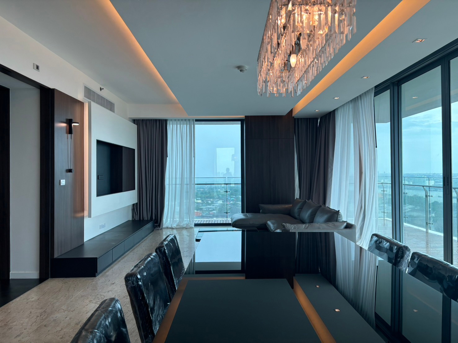 ขายและให้เช่า ห้องชุดคอนโด เดอะ พาโน พระราม 3 ขนาด 224.79 ตารางเมตร 3 ห้องนอน 3 ห้องน้ำ ชั้น 24 วิวสวย ฮวงจุ้ยดี พร้อมเข้าอยู่ ขายและให้เช่า ห้องชุดคอนโด เดอะ พาโน พระราม 3 ขนาด 224.79 ตารางเมตร 3 ห้องนอน 3 ห้องน้ำ ชั้น 24 วิวสวย ฮวงจุ้ยดี พร้อมเข้าอยู่