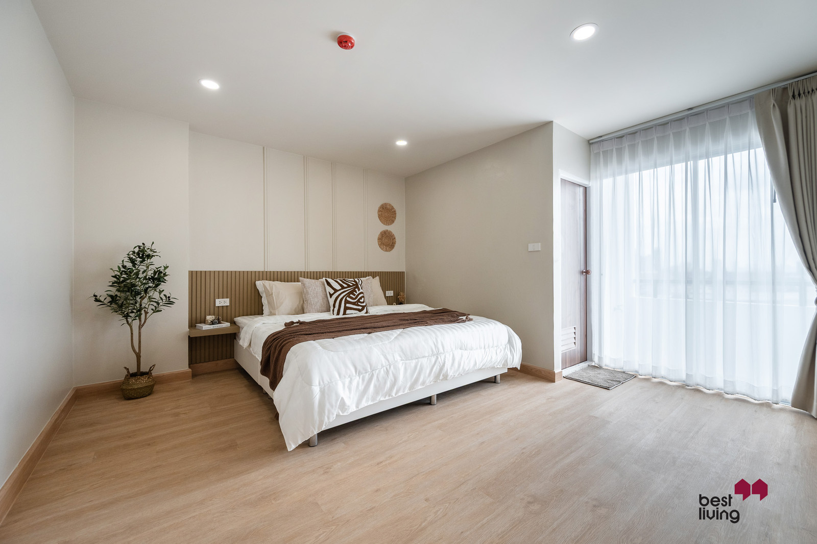 Supattra Condotel ห้องครอบครัว 2 ห้องนอน ใกล้ BTS อุดมสุข