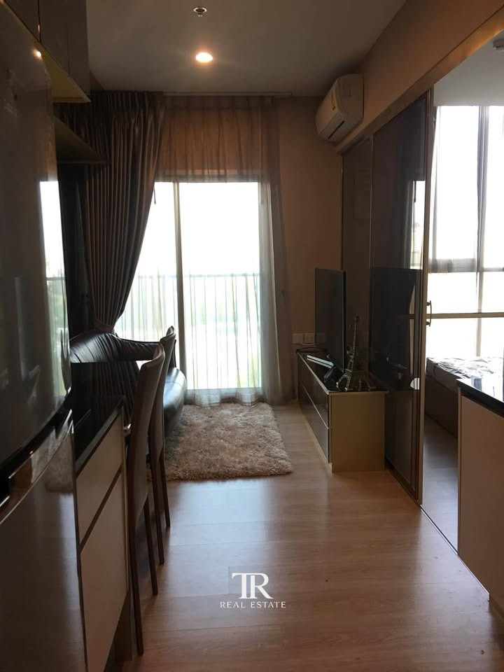 Noble Revolve Ratchada, luxuriously decorated, good price, ready to move in. Noble Revolve Ratchada, luxuriously decorated, good price, ready to move in.