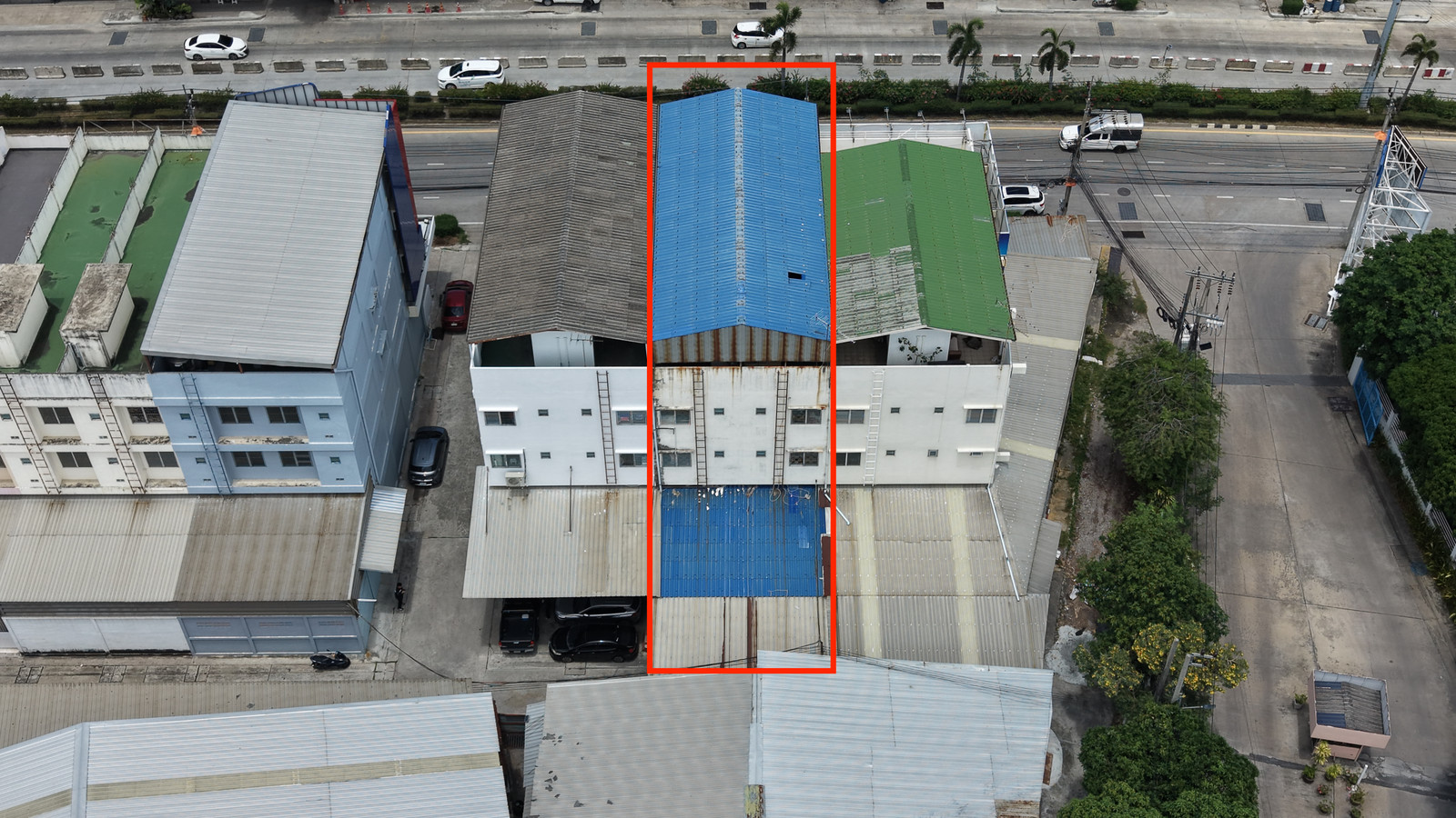 Commercial building for sale, 2 units, next to the main road, Phraeksa — 11 million baht, both units are fully rented, receiving immediate income of 27,000 baht/month. – รูปที่ 4