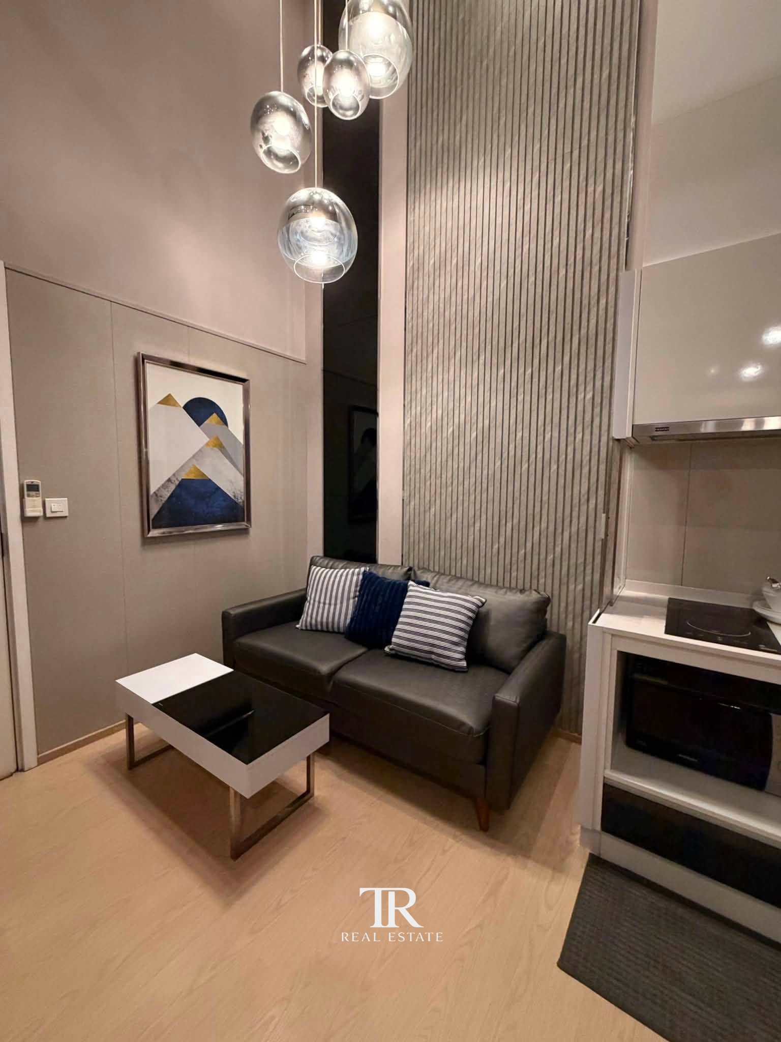 🔥 ให้เช่า The Tree Sukhumvit 71 - Ekamai (เดอะทรี สุขุมวิท 71-เอกมัย) | Duplex 37 ตร.ม. | ชั้น 32 | ใกล้ BTS พระโขนง & Airport Rail Link | 22,000 บาท/เดือน | PK0131 | Line @979ywrvr 🔥 ให้เช่า The Tree Sukhumvit 71 - Ekamai (เดอะทรี สุขุมวิท 71-เอกมัย) | Duplex 37 ตร.ม. | ชั้น 32 | ใกล้ BTS พระโขนง & Airport Rail Link | 22,000 บาท/เดือน | PK0131 | Line @979ywrvr