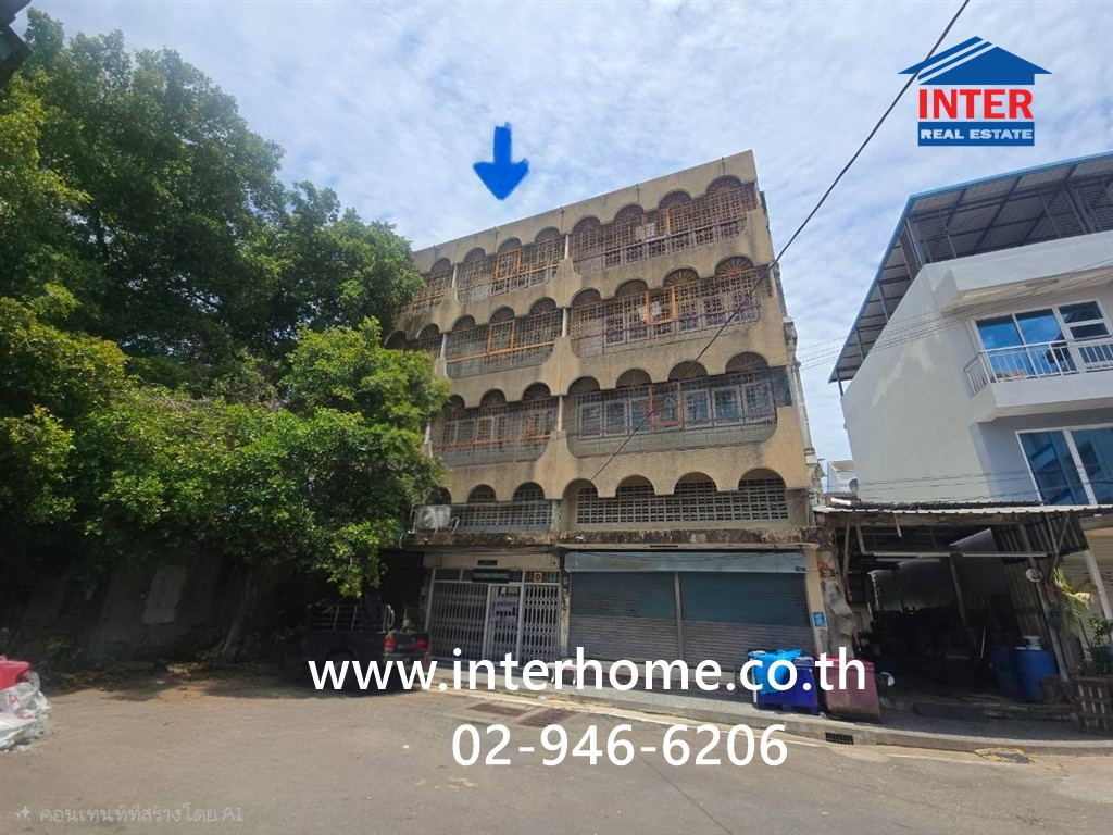 Commercial building, 3 floors, 13 sq m. Commercial building, opposite Hua Koh Market. Next to Pak Nam Market Soi Akkharat Road, Sukhumvit Road, Dan Kao Road, Mueang Samut Prakan, Samut Prakan